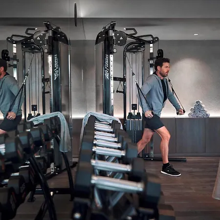 Βίλα Pool - Classique Λατζίζε