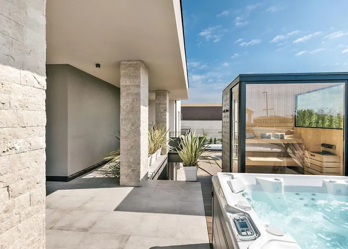 Pool - Classique * Lazise